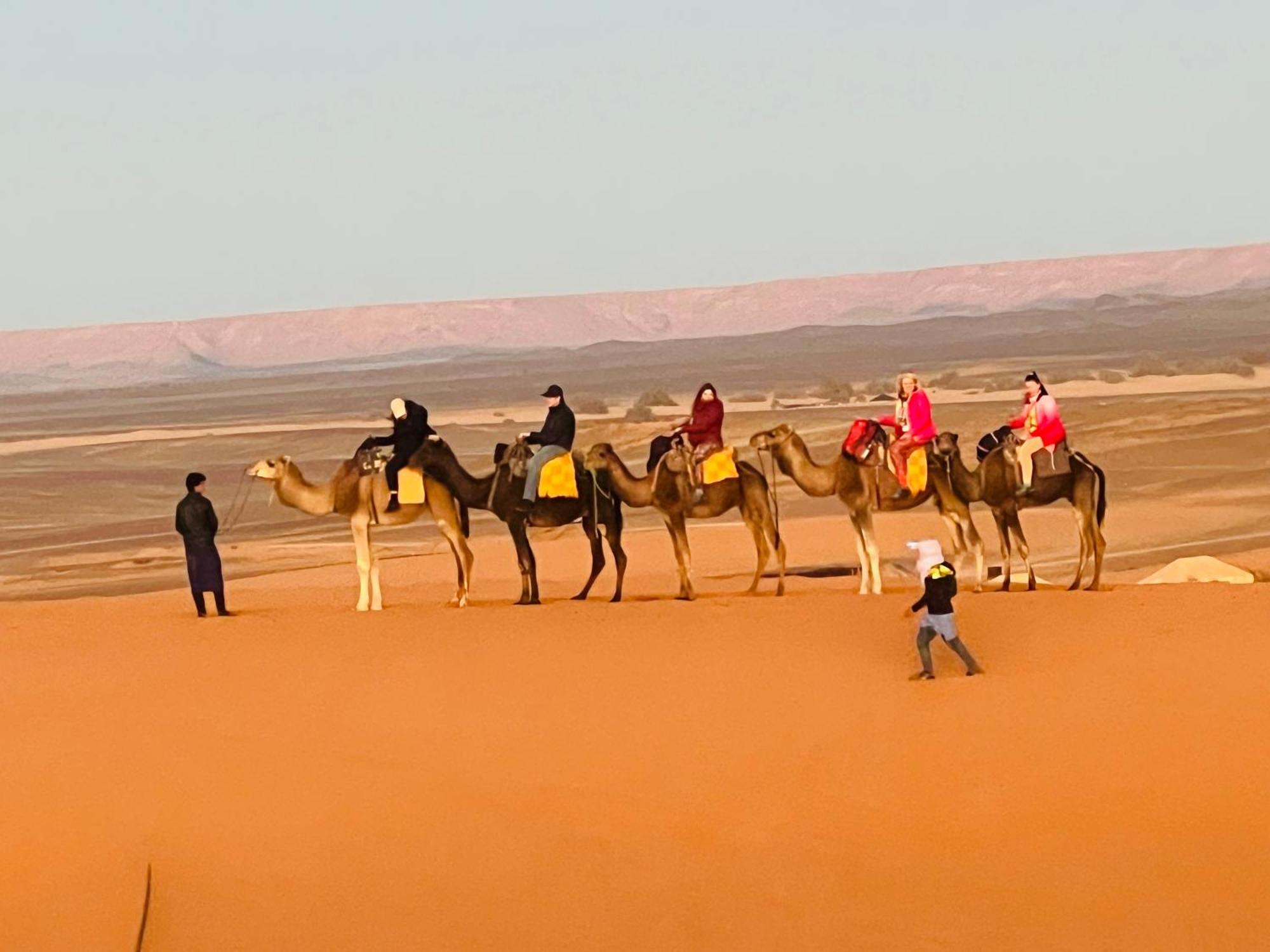 Sahara camel trek camp Hotel Merzouga Bagian luar foto
